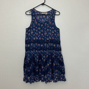 Logo Lavish Sleeveless Floral Dress Size 4